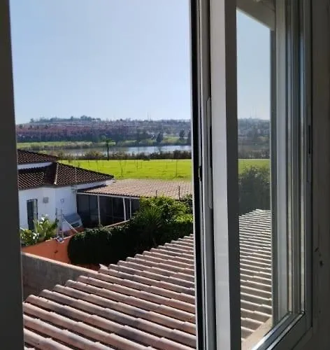 Villa Lago Golf, 300M Construidos